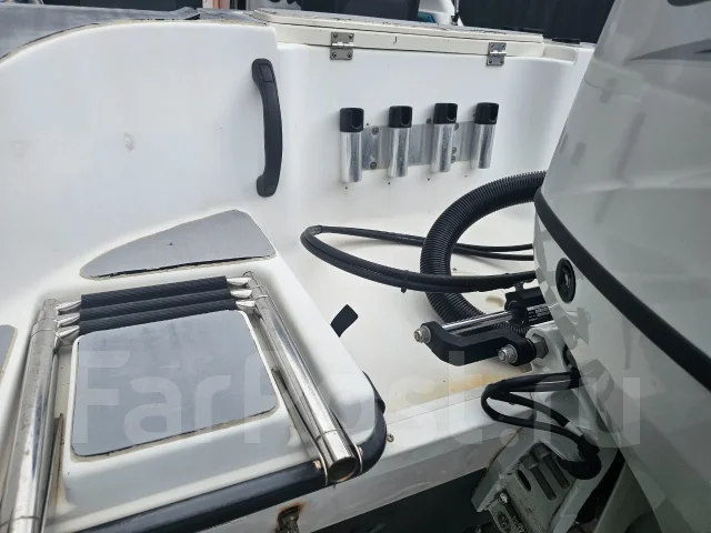 Striper. 2003 ���, ����� 5,9��., ��������� ���������, 175��.�., ������ ����