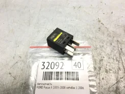���� FORD Focus II 2005-2008 2006 v40 1425751 ������� 1 1425751 ����