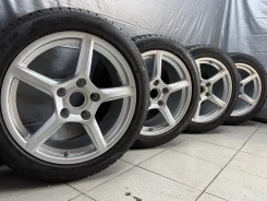 Porsche. 8.0/9.5x18", 5x130, ET57/49, �� 71,6���. ����