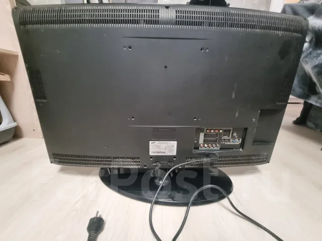 Samsung LE32S81B. LCD (��) ����