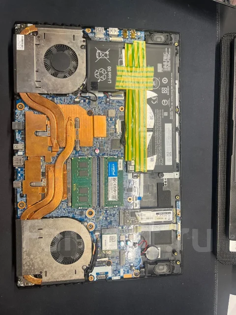 Gigabyte G5. 15.6", 2,5����, ��� 16 ��, WiFi: 1, Bluetooth: 1, ����������� �� 1��. ����
