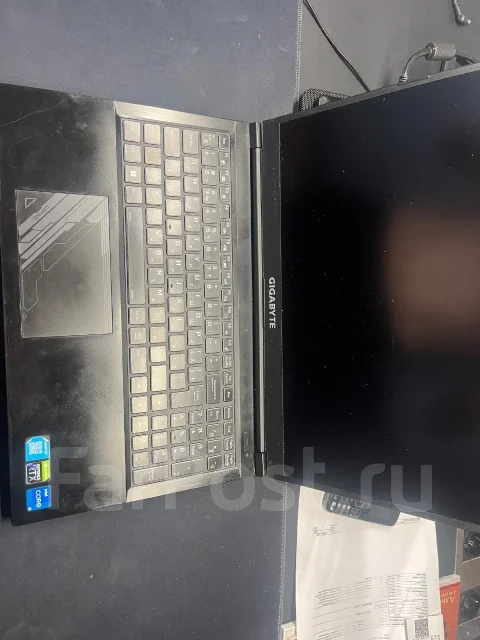 Gigabyte G5. 15.6", 2,5����, ��� 16 ��, WiFi: 1, Bluetooth: 1, ����������� �� 1��. ����