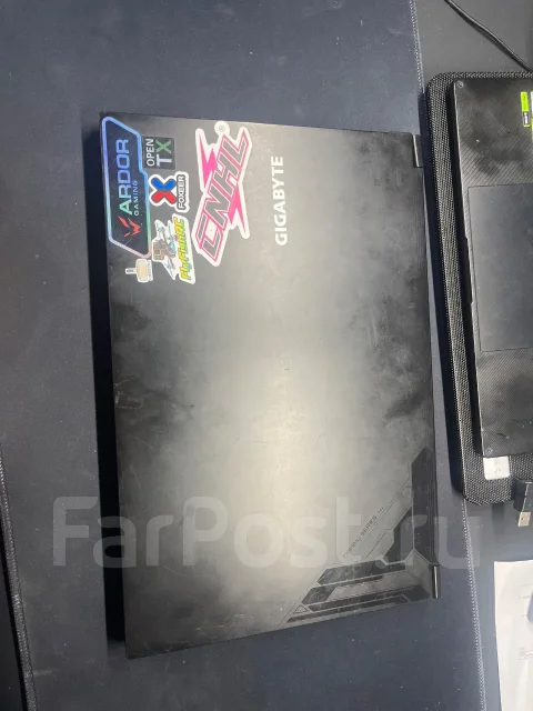 Gigabyte G5. 15.6", 2,5����, ��� 16 ��, WiFi: 1, Bluetooth: 1, ����������� �� 1��. ����