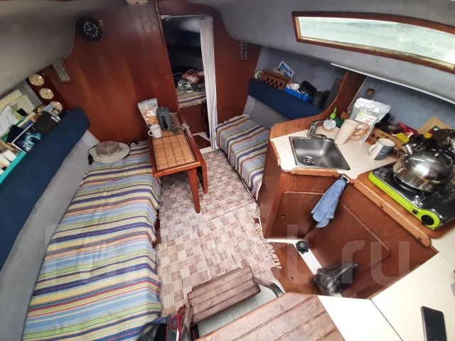 ������ �������-�������� ���� Hunter 265. ����� 8,1��., 1988 ��� ����