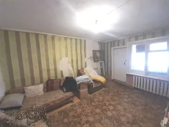 3-���������, ����������� ����, ����������� �����, ��������, ����� ���������� 2. �����������, ���������, 68,4���.��., 1/2 ���� ����