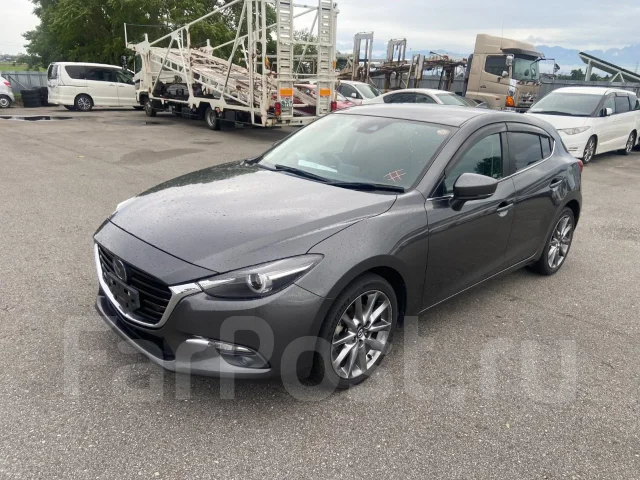 Mazda Axela. BMLFS, S5 ����