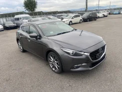 Mazda Axela. BMLFS, S5 ����