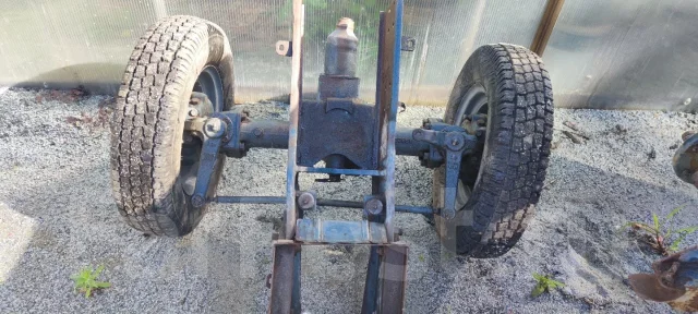 Kubota. B1600 ����