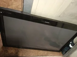 Grundig. LED ����