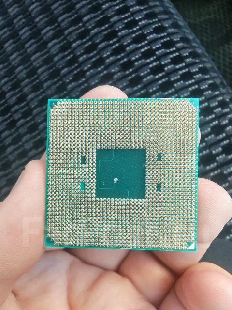 AMD Ryzen 3 3200G ����