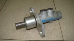 ������� ��������� ������� Audi A6 4D0611021A C5 4D0611021A ����