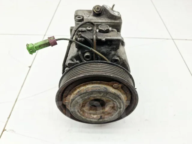 ���������� ������������ Audi A6 4B0260805B C5 4B0260805B ����