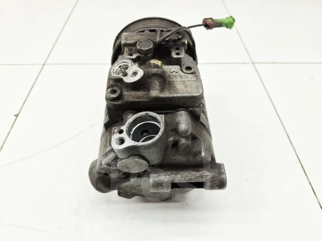 ���������� ������������ Audi A6 4B0260805B C5 4B0260805B ����