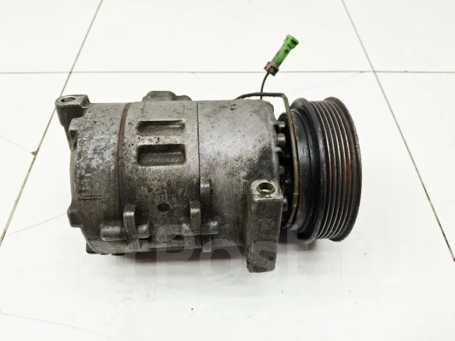 ���������� ������������ Audi A6 4B0260805B C5 4B0260805B ����