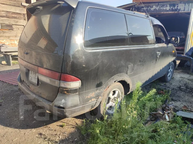 Nissan Largo. VW30754165 ����