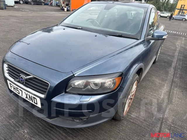 ���������� ������������ Volvo C30 2006-2013 21364196 36002858 ����