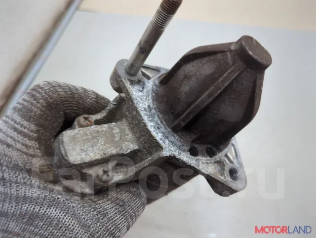 ������� Suzuki Swift 2003-2011 21340061 3110086G00 ����
