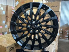 Hyundai. 7.5x19", 5x114.3, ET48, �� 67,1���. ����