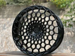 LiXiang. 9.5x22", 5x120, ET45, �� 62,5���. ����