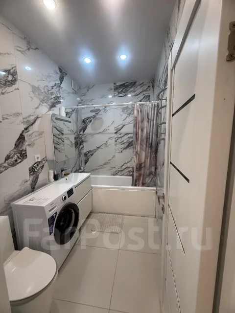 3-���������, ����� ������������� 11/1. ������� ����, 67,5���.��., 1/3 ����. ���. ���� ����