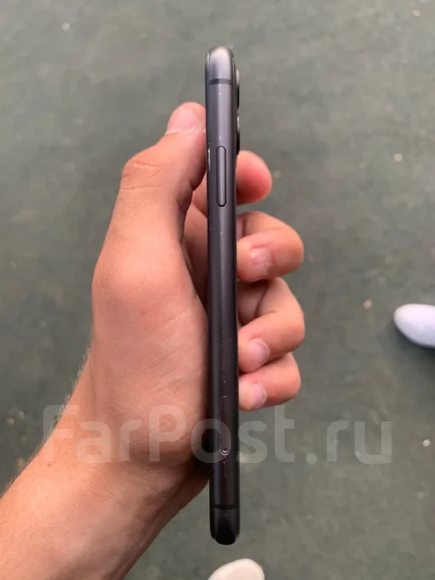 Apple iPhone 11. �/�, 64 ��, ������, 4G LTE ����