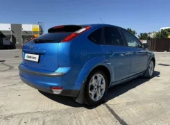 Ford Focus ����