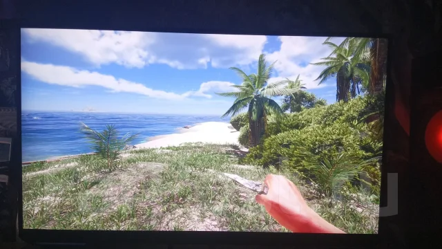 Samsung. 28", ���������� �� (LCD, LED, QLED) ����