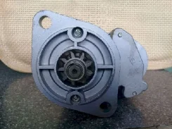 ������� Nissan Datsun 2330031W02 A720 SD23 2330031W02 ����