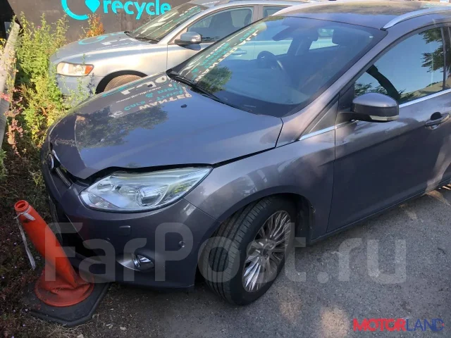 ������� Ford Focus 3 2011-2015 21350866 2197568 ����