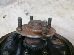 ������� Mazda Familia 2000-2004 B6032615XB BJ5P ZL-DE, ������ B6032615XB ����