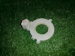 ������ ��������� ���� Nissan Serena 47945ED10E C25 MR20DE 47945ED10E ����