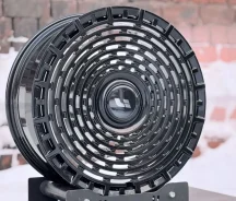 LiXiang. 9.0x21", 5x120, ET35, �� 62,6���. ����
