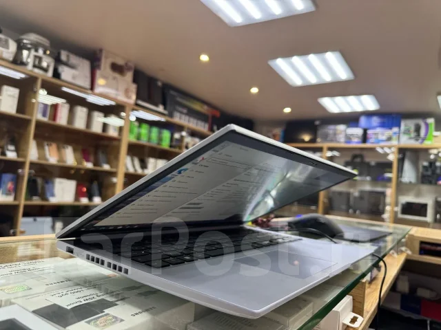 Asus VivoBook. ��� 16 ��, WiFi: 1, Bluetooth: 1 ����