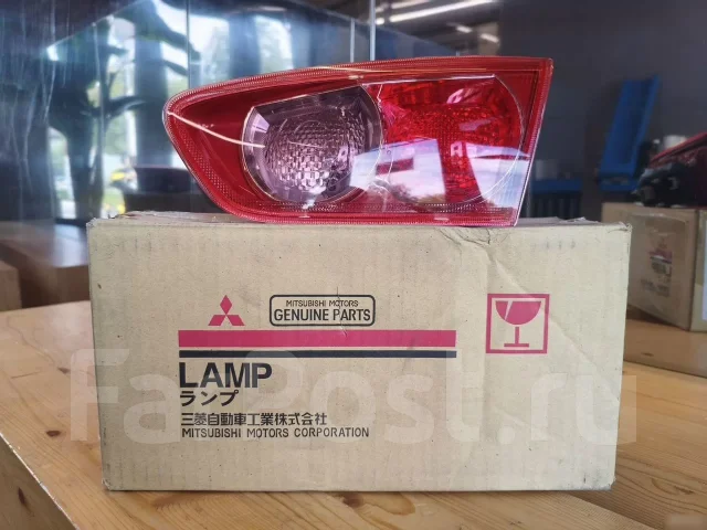 ������ ������ Lancer X ���� �������� 8330A112 ����