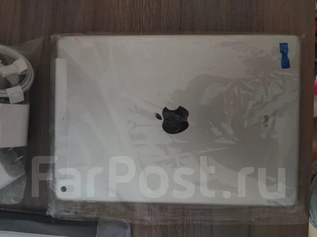 Apple iPad 7 ����