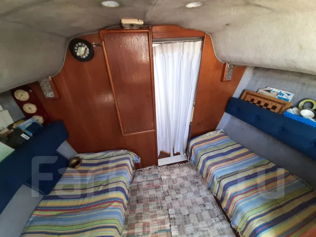 ������ �������-�������� ���� Hunter 265. ����� 8,1��., 1988 ��� ����