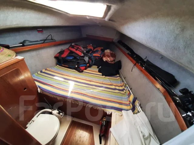 ������ �������-�������� ���� Hunter 265. ����� 8,1��., 1988 ��� ����