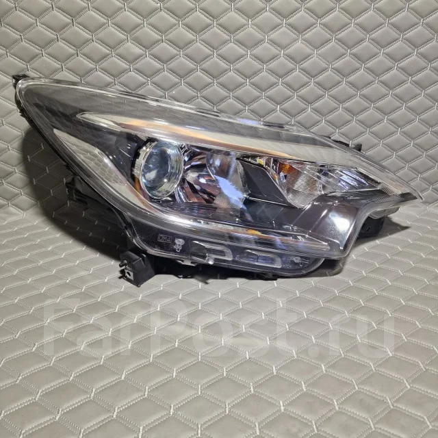 ���� ������ Nissan Note E12 1933 1933 ����