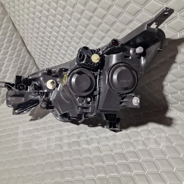 ���� ������ Nissan Note E12 1933 1933 ����