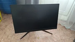 MSI. 15", ���������� �� (LCD, LED, QLED) ����
