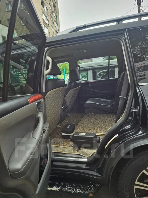Lexus LX570. �������, 4wd, ������, 124 750����. �� ����