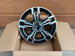 Stuttgart. 6.0x15", 5x105, ET35, �� 56,6���. ����