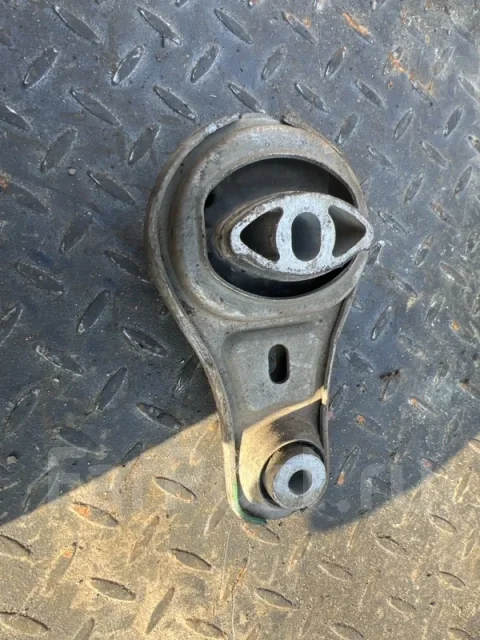 ����� ��������� Renault Trafic 93866731 3 93866731 ����