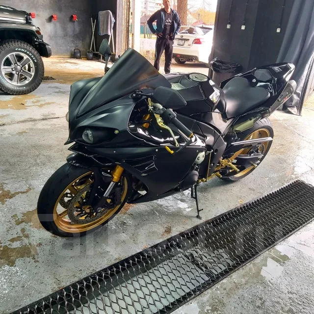 Yamaha R1. 1 000����. ��., ��������� ����