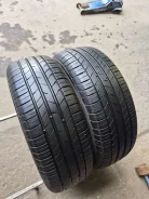Kumho Ecsta HS52