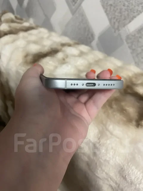 Apple iPhone 15. �/�, 256 ��, �����, 4G LTE, NFC, eSIM, ������� �������, ������������ ������� ����