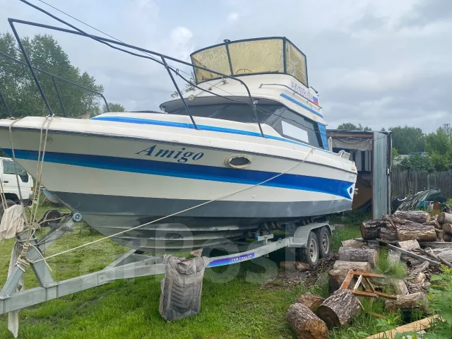 Bayliner. 1996 ���, ����� 8��., ��������� ������������, 330��.�., ������ ����