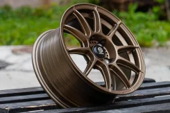 RGW. 7.0x15", 4x100, ET35, �� 73,1���. ����