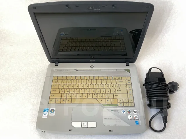 Acer Aspire 5720G. 15.4", ��� 2048 ��, ���� 160���, WiFi: 1, Bluetooth: 1 ����