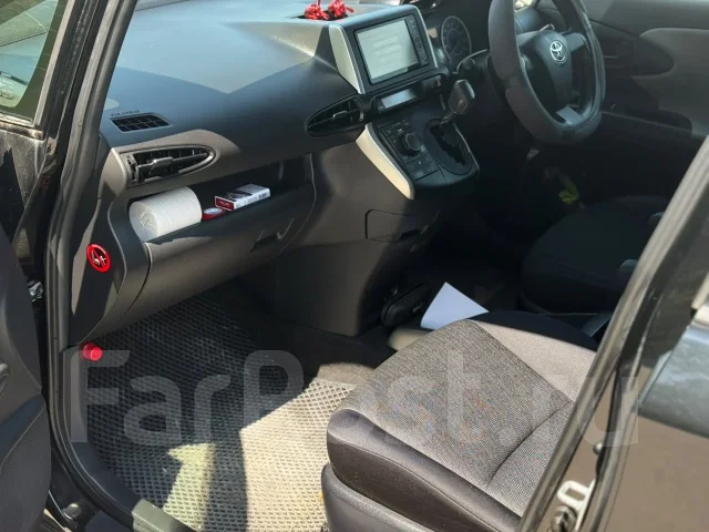 Toyota Wish. ��������, ��������, 18.0 (144��.�.), ������, 116 000����. �� ����